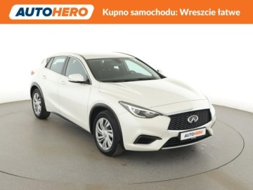 Infiniti Q30 1.5D 109KM 2017 Infiniti Q30 Bluetooth ks.serwisowa, zdjęcie 9