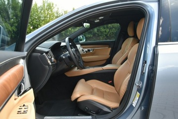 Volvo S90 II Sedan 2.0 T6 310KM 2018 Volvo S90 AWD 2.0 T6 310KM Inscription LONG 2018r., zdjęcie 10