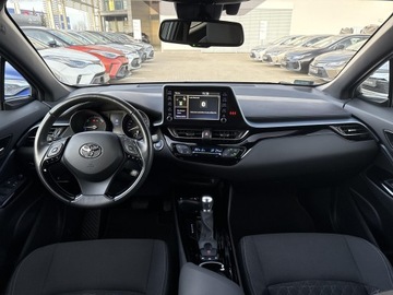 Toyota C-HR I Crossover Facelifting 1.8 Hybrid 122KM 2020 Toyota C-HR 1.8 Hybrid Style 1.8 Hybrid Style I Au, zdjęcie 10