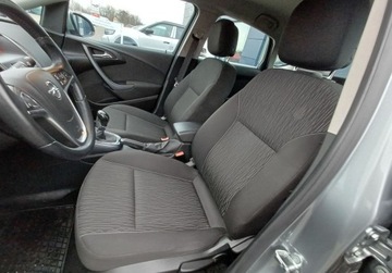 Opel Astra J Sedan 1.6 Twinport ECOTEC 115KM 2014 Opel Astra 257 1.6 Active 115 KM Salon Polska 1.6 Benzyna 115KM, zdjęcie 11