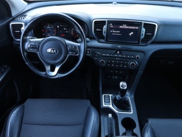 Kia Sportage IV SUV 2.0 CRDi 136KM 2017 Kia Sportage 2.0 CRDi, Serwis ASO, Skóra, Navi, zdjęcie 6