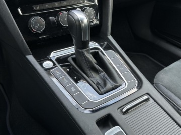 Volkswagen Arteon Shooting Brake R 2.0 TSI 320KM 2023 Volkswagen Arteon 2.0TSI 320KM 4X4 R DSG l DCC, AC, zdjęcie 21