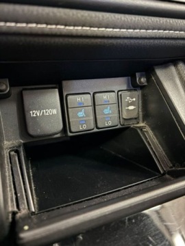 Toyota Corolla XI Sedan Facelifting 1,6 Valvematic 132KM 2017 Toyota Corolla Comfort Pakiet Tech Pakiet Style 1.6 132 KM Salon PL ASO, zdjęcie 15