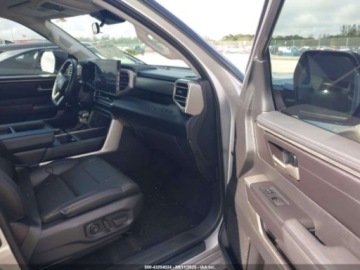 Toyota Tundra II 2023 Toyota Tundra SR5 2023 3.4l 3.4 Benzyna 389KM, zdjęcie 9