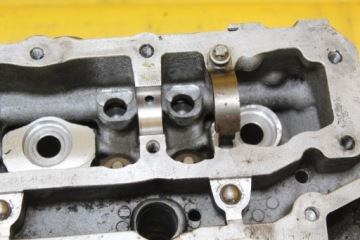 ГОЛОВКА ЦИЛИНДРА ПРАВАЯ SPRINTER 906 3.0 CDI R6420163601