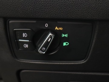 Volkswagen Passat B8 Variant 2.0 TDI BlueMotion SCR 190KM 2016 VW Passat 2.0 TDI, Serwis ASO, 187 KM, Navi, zdjęcie 14