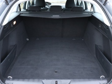 Peugeot 308 II SW Facelifting 1.5 BlueHDI 130KM 2019 Peugeot 308 1.5 BlueHDi, Salon Polska, Serwis ASO, zdjęcie 13