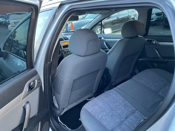 Peugeot 407 SW 1.8 16V 116KM 2004 Peugeot 407 SW Zarejestrowany Klimatronic Benzyna, zdjęcie 9