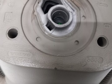 РУЛЕВОЕ КОЛЕСО Volvo S80