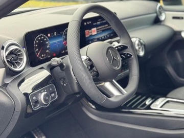 Mercedes Klasa A W177/V177 Hatchback Facelifting 2.0 220 190KM 2025 A Klasa 220 4-Matic AMG Line 2.0 (190KM) 2025, zdjęcie 4