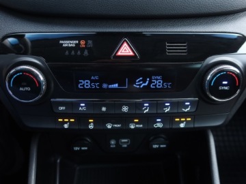 Hyundai Tucson III SUV 1.6 GDI 132KM 2018 Hyundai Tucson 1.6 GDI, Salon Polska, Serwis ASO, zdjęcie 12