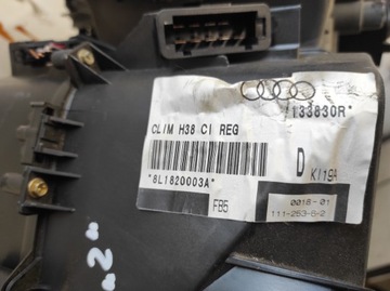 AUDI A3 8L 96- 1.8 RADIÁTOR 8L1820003A