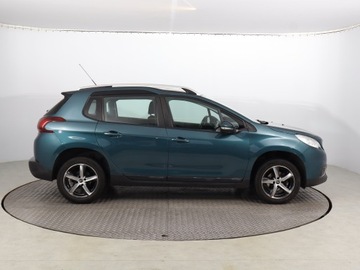 Peugeot 2008 I SUV Facelifting 1.2 PureTech 82KM 2017 Peugeot 2008 1.2 PureTech, Salon Polska, zdjęcie 5