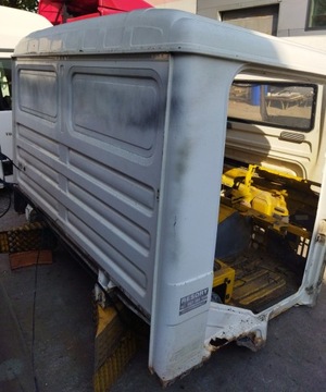 УЗКАЯ КАБИНА MAN F2000