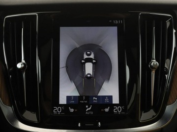 Volvo V60 II  Kombi 2.0 T8 Twin Engine 390KM 2019 Volvo V60 GRATIS! Pakiet Serwisowy o wartości, zdjęcie 27
