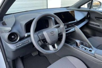 Toyota C-HR II SUV 1.8 Hybrid 140KM 2026 Toyota C-HR CarPlay Kamera Cofania Podgrzewane fotele Przyciemniane szy, zdjęcie 11