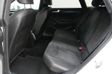 Volkswagen Arteon Fastback Facelifting 2.0 TDI SCR 150KM 2021 Volkswagen Arteon R-LINE Shooting Brake 2.0 TDI DSG Salon Polska FV 23%, zdjęcie 10