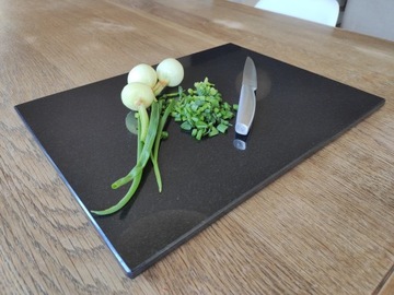 Разделочная доска Granite Premium Black 30х40см