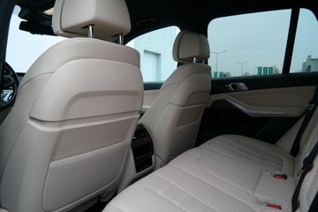 BMW X5 G05 SUV 3.0 40d 340KM 2022 BMW X5 BMW X5 xDrive40d M Sport Laser Pneumatyka H, zdjęcie 9