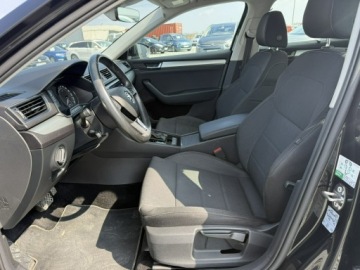 Skoda Superb III Kombi Facelifting 2.0 TDI SCR 150KM 2019 Škoda Superb Skoda Superb 2.0 TDI 150KM 2019, zdjęcie 10