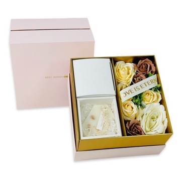 FLOWERBOX Z KWIATAMI MYDLANYMI ZAPACHOWY WOSK SOJOWY PREZENT KWIATY MYDLANE