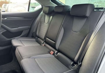 Skoda Octavia IV Liftback 1.5 TSI EVO 150KM 2024 Skoda Octavia SalonPL 1.5TSI 150KM SelectionPakiety Virtual Matrix Kessy A, zdjęcie 12