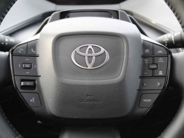 Toyota Prius V (XW60) 2.0  Hybrid Dynamic Force Plug-in 223KM 2026 Od ręki - Prestige 2.0 Hybrid Plug-in 223KM | Podgrzewane fotele!, zdjęcie 9