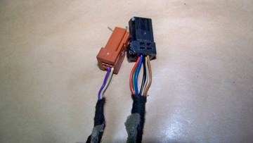 PEUGEOT 307 07R ZRCÁTKO PRAVÉ 8PIN