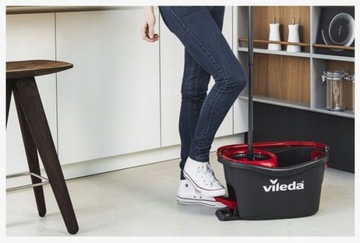 Ведро и вращающаяся швабра Vileda Turbo + жидкость Ajax