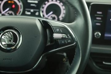 Skoda Scala Hatchback 1.0 TSI 110KM 2021 Skoda Scala 1.0 TSI, Salon Polska, 1. Właściciel, zdjęcie 14