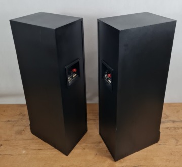 Стереофонические акустические системы KEF Q30