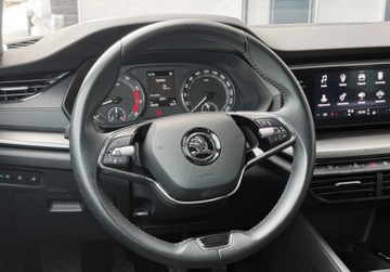 Skoda Octavia IV Liftback 1.5 TSI EVO 150KM 2022 Skoda Octavia Reflektory LED Kamera Keyless Lane Assist Salon PL FVAT, zdjęcie 26
