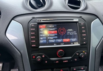 Ford Mondeo IV Kombi 2.0 Duratorq TDCi DPF 140KM 2011 Ford Mondeo FORD MONDEO 2.0TDCI TARNOW 2.0 Diesel 140KM, zdjęcie 5