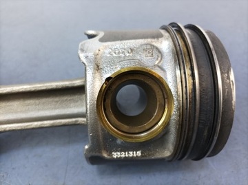 BMW 5 G30 G31 2.0 D PÍST OJNICE B47D20B