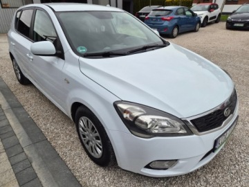 Kia Ceed I Hatchback 5d Facelifting 1.6 CRDi VGT 115KM 2011 Kia Ceed 2011 Sliczna 1.6 CRDI z Niemiec Zarejestrowana Gwarancja 1.6, zdjęcie 11