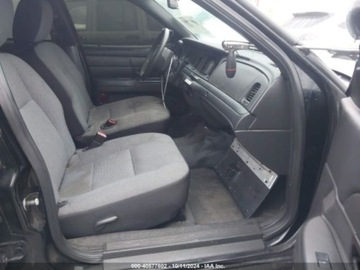 Ford 2011 Ford Crown 2011 Ford Crovn Victoria Police Interceptor 4.6 Benzyna 250KM, zdjęcie 10