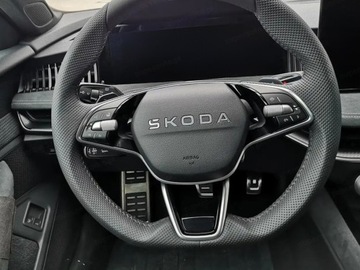 Skoda Superb IV Liftback 2.0 TSI 204KM 2025 SKODA Superb Sportline 2.0 TSI DSG 204KM, zdjęcie 8