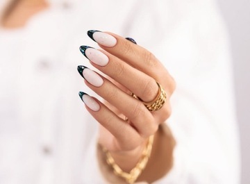 Victoria Vynn Top no wipe Green Mirage 8ml Termin: 12/2024