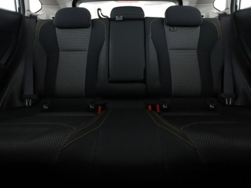 Subaru XV II Crossover 1.6i 114KM 2018 Subaru XV automat 4x4 navi grzane fotele kamera, zdjęcie 17
