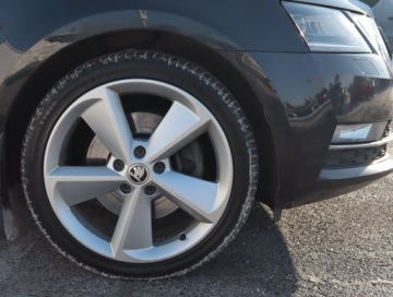 Skoda Octavia III Kombi Facelifting 2.0 TDI 184KM 2020 Skoda Octavia 2.0 TDI, 181 KM, 4X4, DSG, Skóra, zdjęcie 14