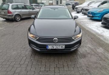Volkswagen Passat B8 Variant 2.0 TDI BlueMotion SCR 150KM 2018 Volkswagen Passat Volkswagen Passat 2.0 TDI SCR DSG Trendline 2.0 Diesel, zdjęcie 4