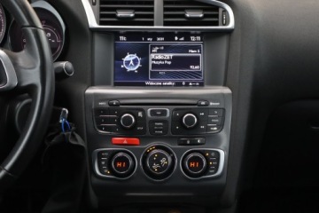 Citroen C4 II Hatchback 5d 1.6 e-HDi 114KM 2013 Citroen C4 1.6 HDi, Navi, Klima, Klimatronic, zdjęcie 11