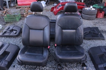 FOTELE SKÓRA KOMPLET SEDAN FOCUS MK2 USA