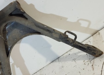 Peugeot Citystar 50 125 центральная стойка 2011+r