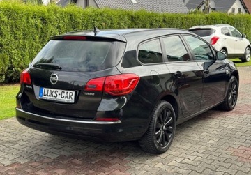 Opel Astra J Sports Tourer Facelifting 1.4 Turbo ECOTEC 140KM 2013 Opel Astra 1,4 TURBO 140KM Climatronic Xenon LED Navi Bezwypadkowy Serwis, zdjęcie 4