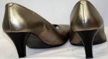 Золотые туфли насосы на почте -Leather R.40