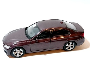 WELLY BMW 330i SILVER 1:34 новая металлическая модель