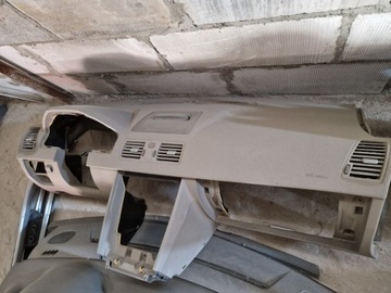 DESKA ROZDĚLOVAČE KONZOLA KOKPIT VOLVO XC90 I