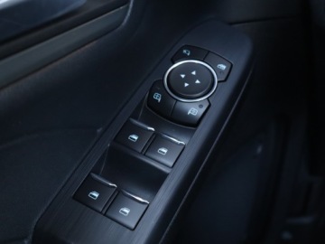 Ford Kuga III SUV 2.0 EcoBlue MHEV 150KM 2022 Ford Kuga 2.0 EcoBlue mHEV, VAT 23%, Navi, Klima, zdjęcie 16