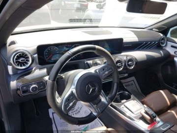 Mercedes Klasa A W177/V177 2021 Mercedes-Benz Klasa A 35 AMG 4Matic 2021 2.0l 2.0 Benzyna 302KM, zdjęcie 10
